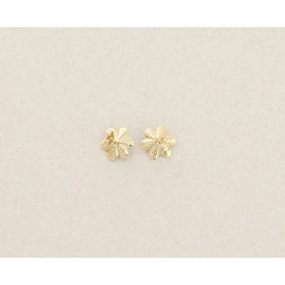 14k Yellow Gold Freshwater Seed Pearl Flower Earrings Stud Post 3/8" - Picture 5 of 7